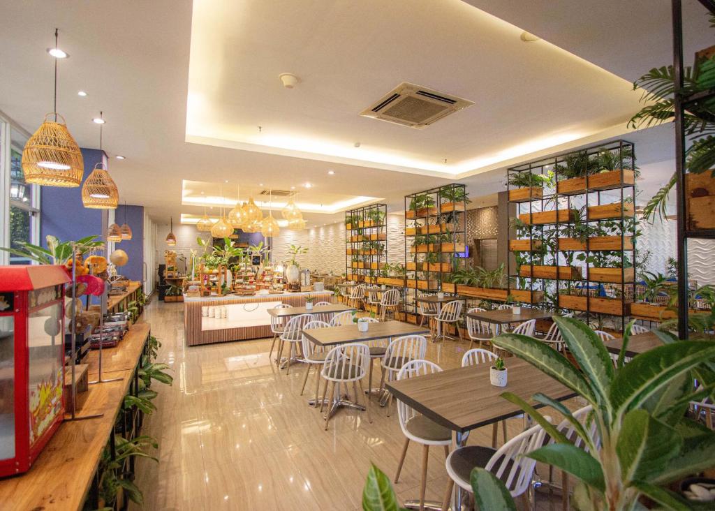 Area soggiorno di Hotel FortunaGrande Malioboro Yogyakarta
