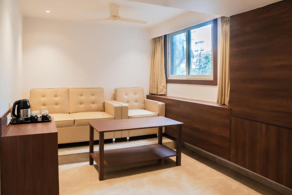 Posezení v ubytování Treebo Serenity Inn, Koregaon Park