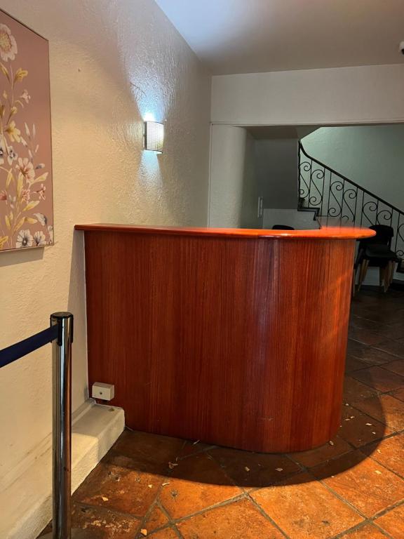 Star Bar Cafe & Hotel - Resim 12