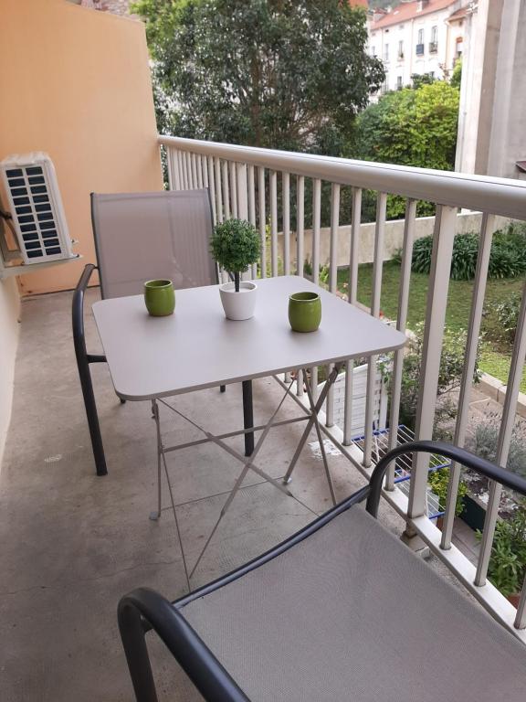 Studio Masol avec balcon - Appartement Met één Slaapkamer