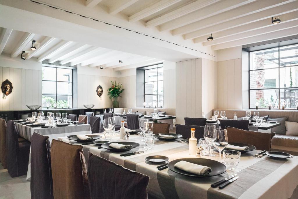 Restaurace v ubytování Sant Francesc Hotel Singular