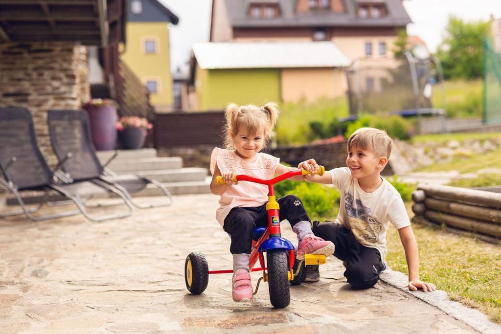 Děti v ubytování Apartmány Engadin