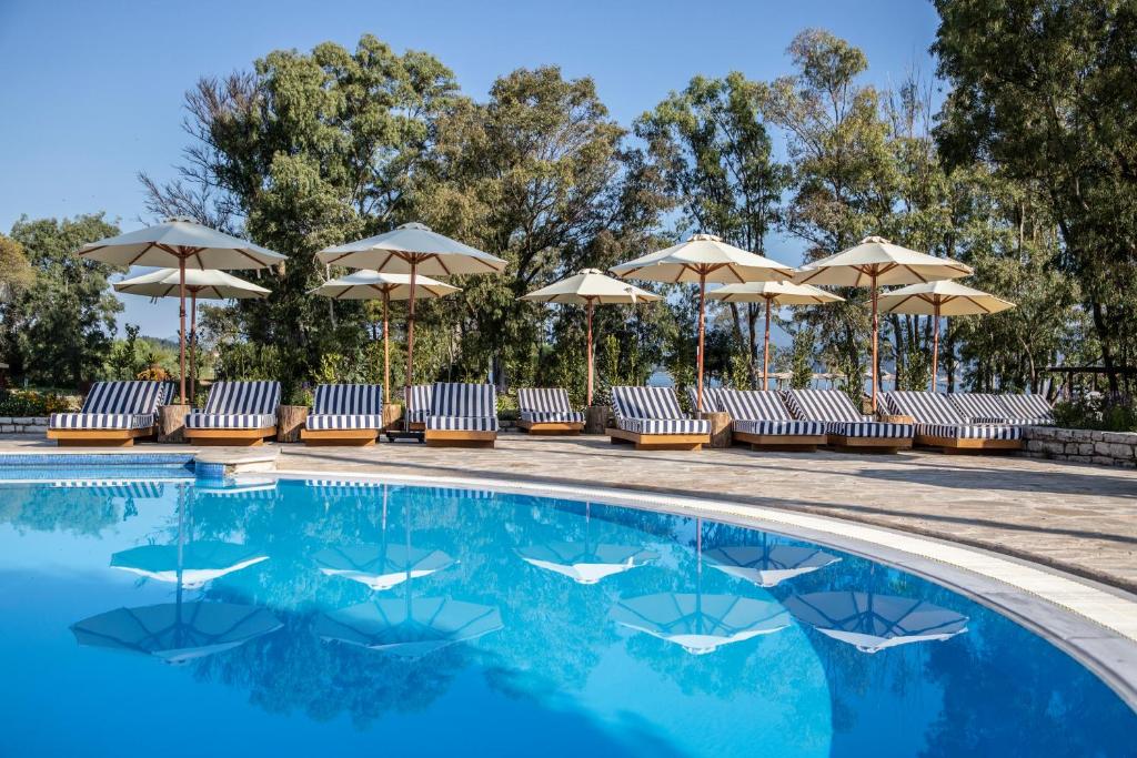 Bazén v ubytování Kerkyra Blue Hotel & Spa by Louis Hotels nebo v jeho okolí