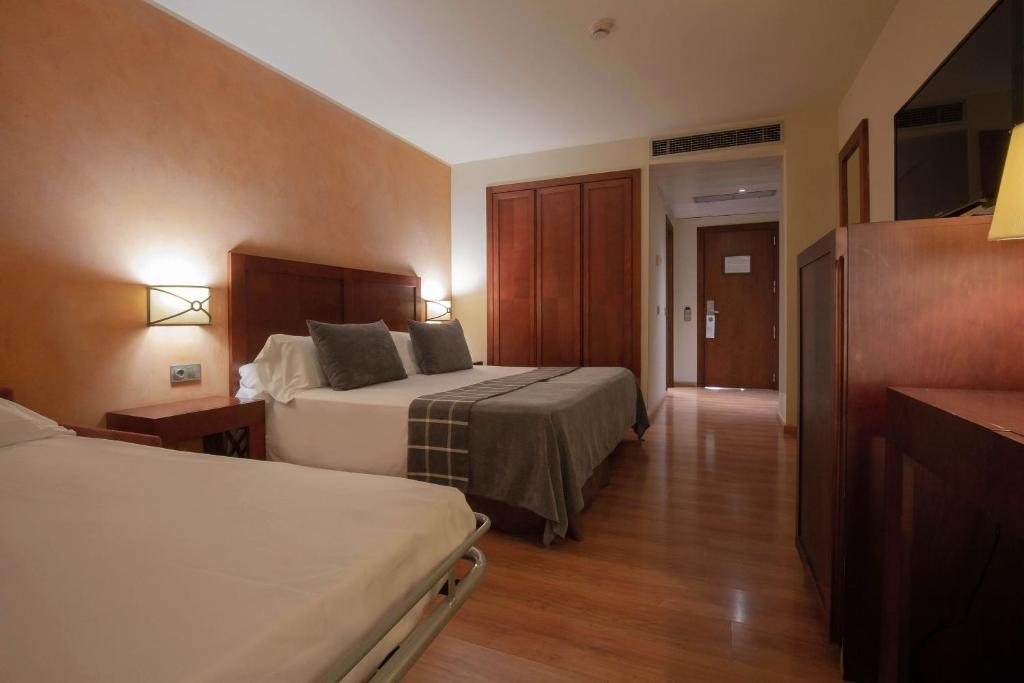 Hotel Màgic Andorra - Tripla Stanza Con Vista Sulla Città