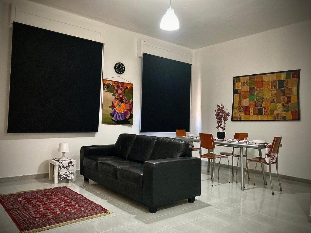 CASA AMICA a Cagliari - Confortevole casa con giardino