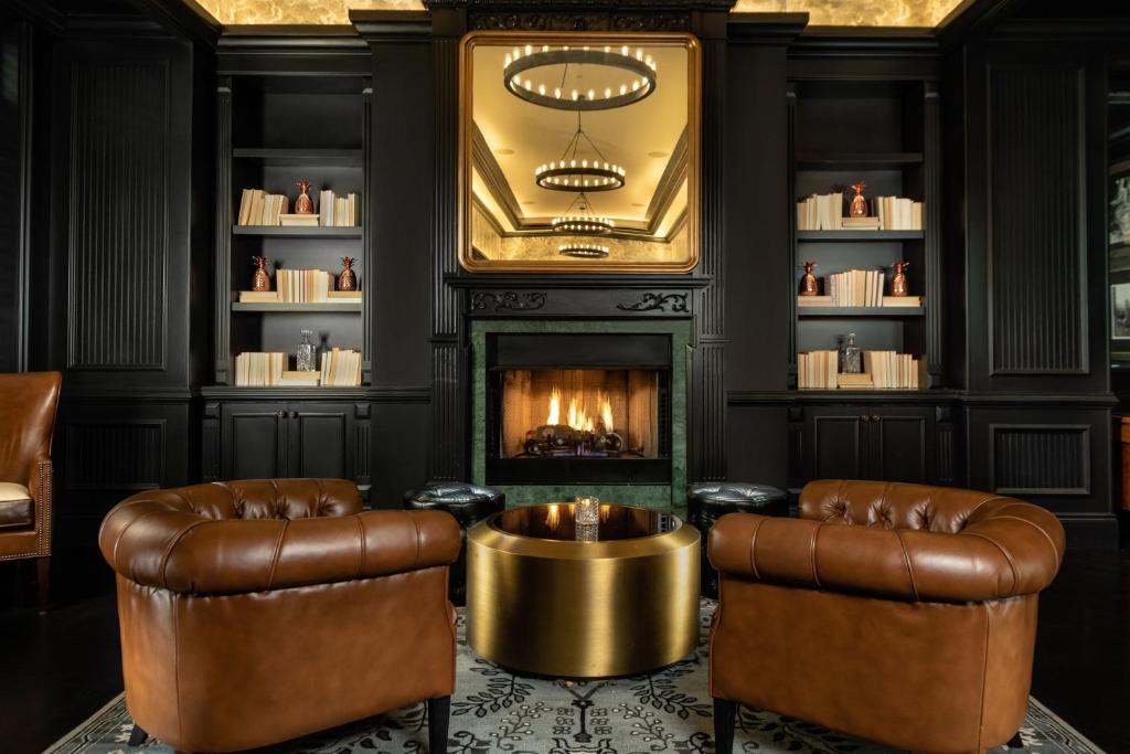 Posezení v ubytování The Ritz-Carlton Coconut Grove, Miami