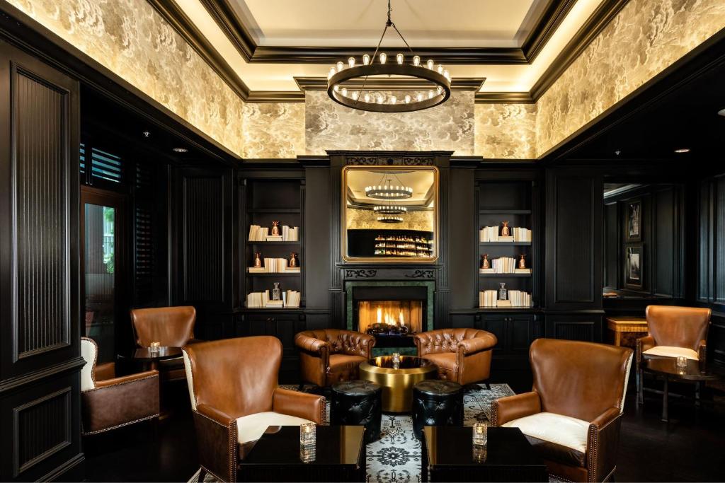 Posezení v ubytování The Ritz-Carlton Coconut Grove, Miami