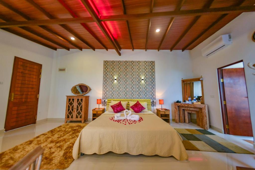 The Castle by Don Louis - 15