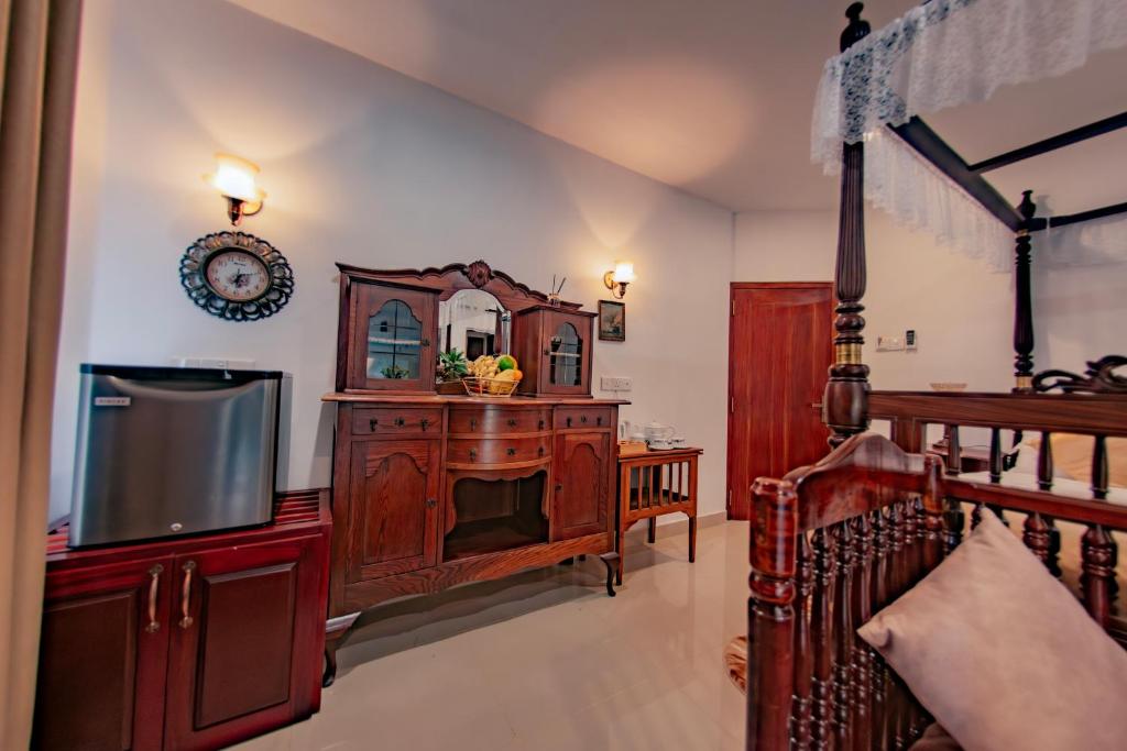 The Castle by Don Louis - 11