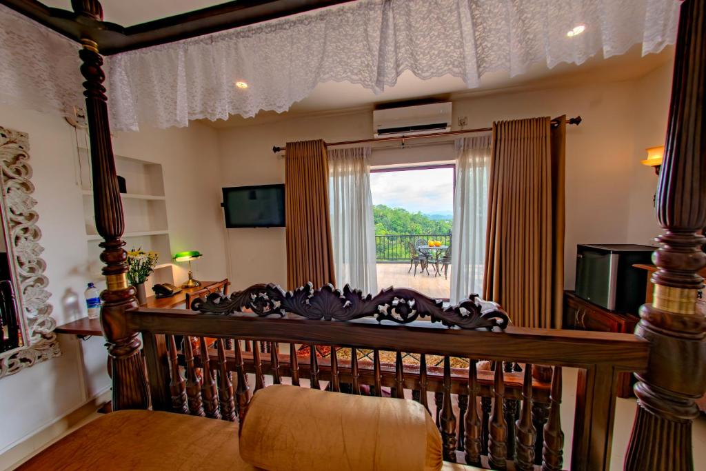 The Castle by Don Louis - 12