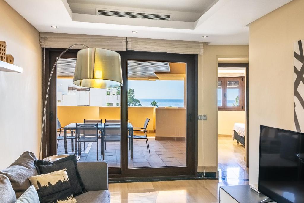 Posezení v ubytování Fantástico apartamento en primera línea de playa