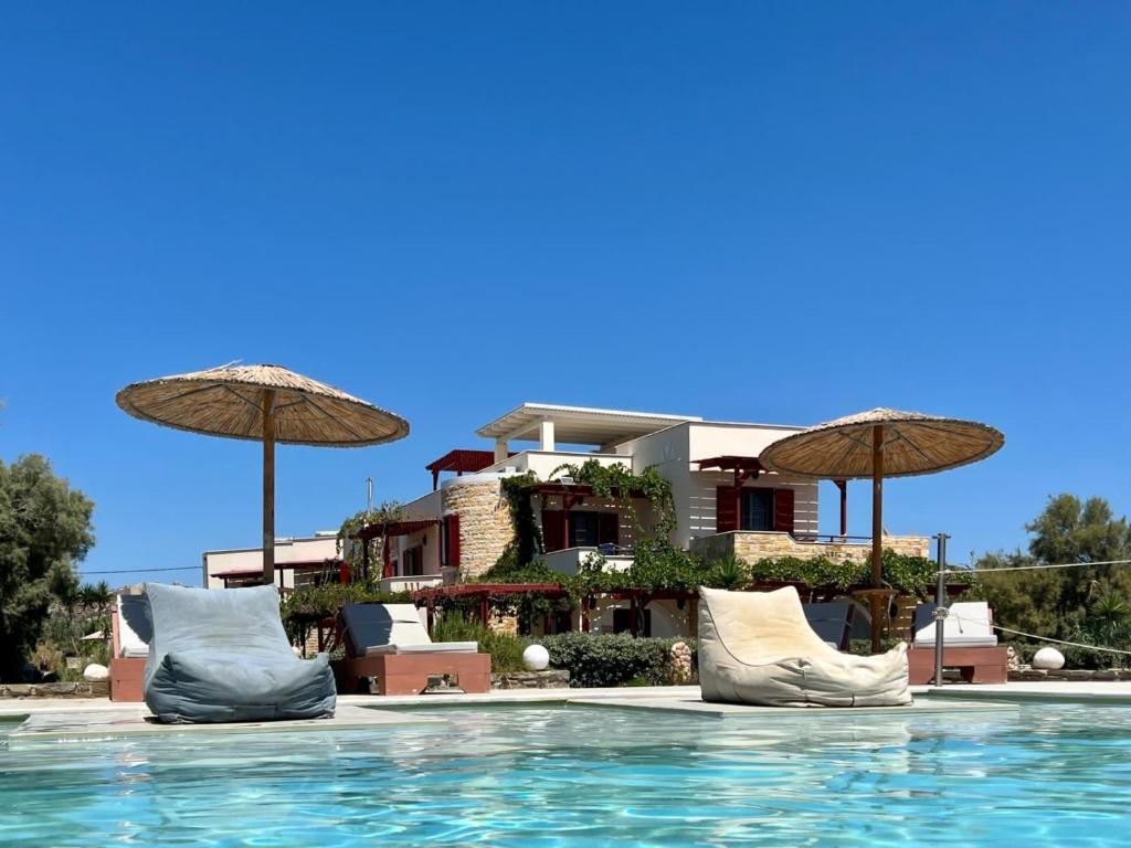 Bazén v ubytování Acti Plaka Hotel nebo v jeho okolí