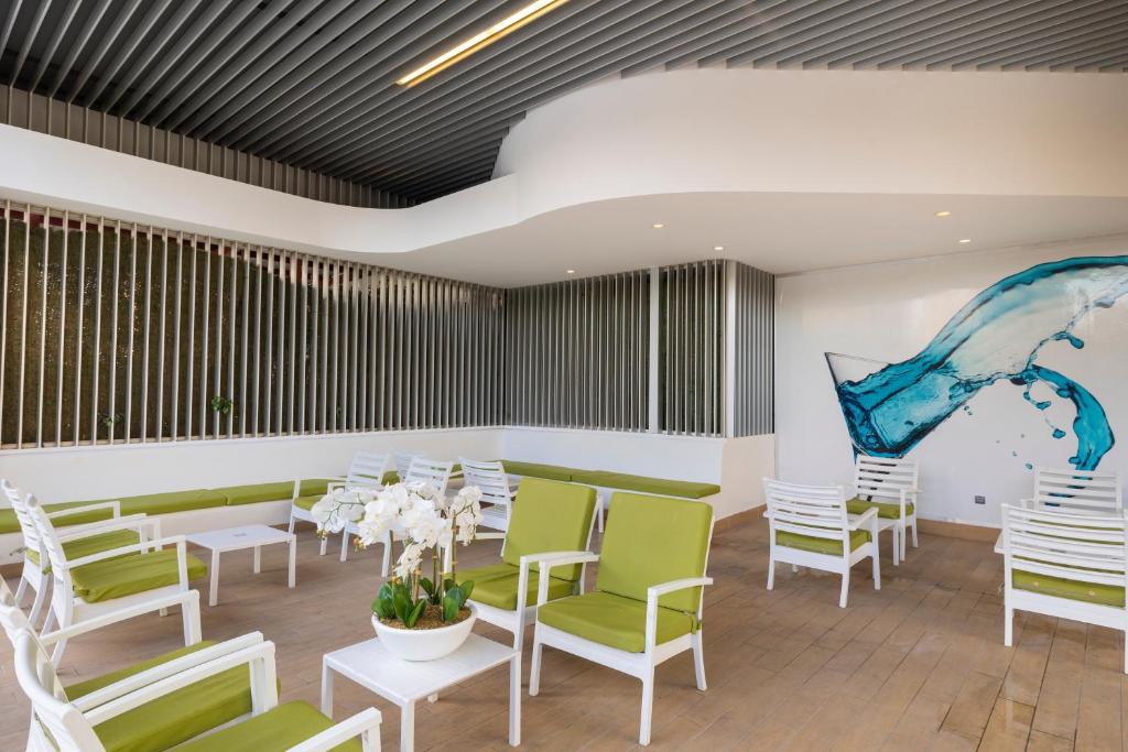 Flash Hotel Benidorm - Recommended Adults Only 4 Sup ...