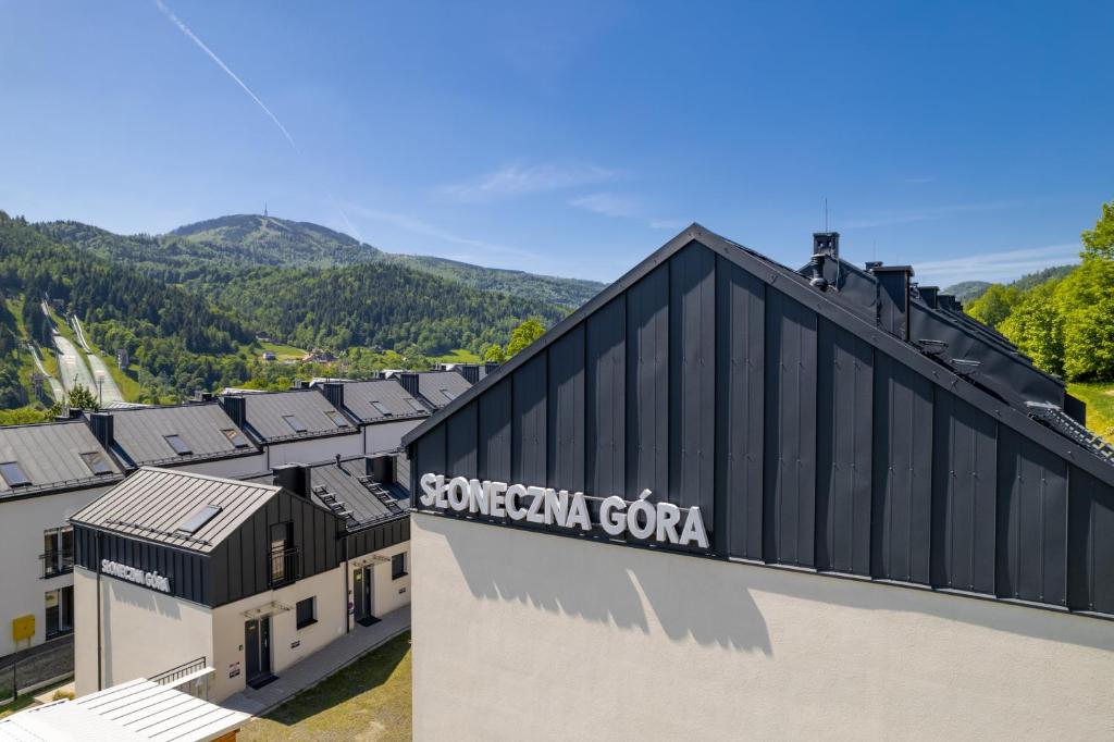 Nespecifikovaný výhled na hory nebo výhled na hory při pohledu z apartmánu