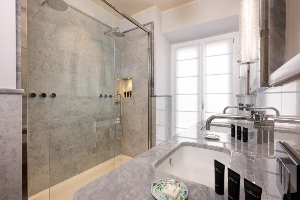 TB Place Roma - Resim 23