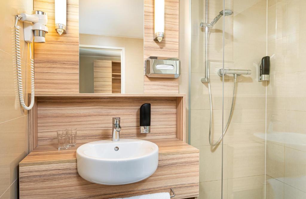 Leonardo Boutique Hotel Linz City Center - Resim 8