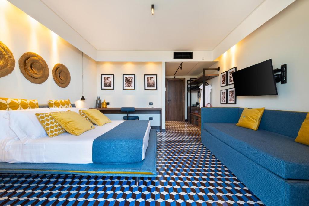 Gargiulo Resort - Superior Triple Room With Sea View