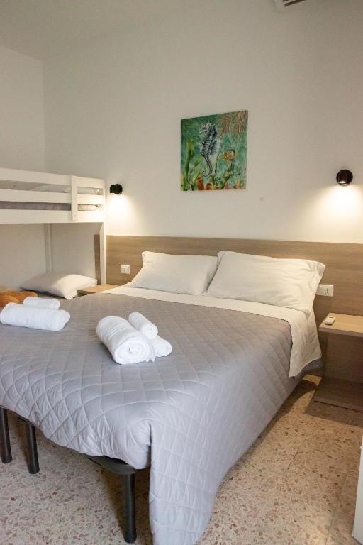 Postel nebo postele na pokoji v ubytování Villa Ella by Interlux