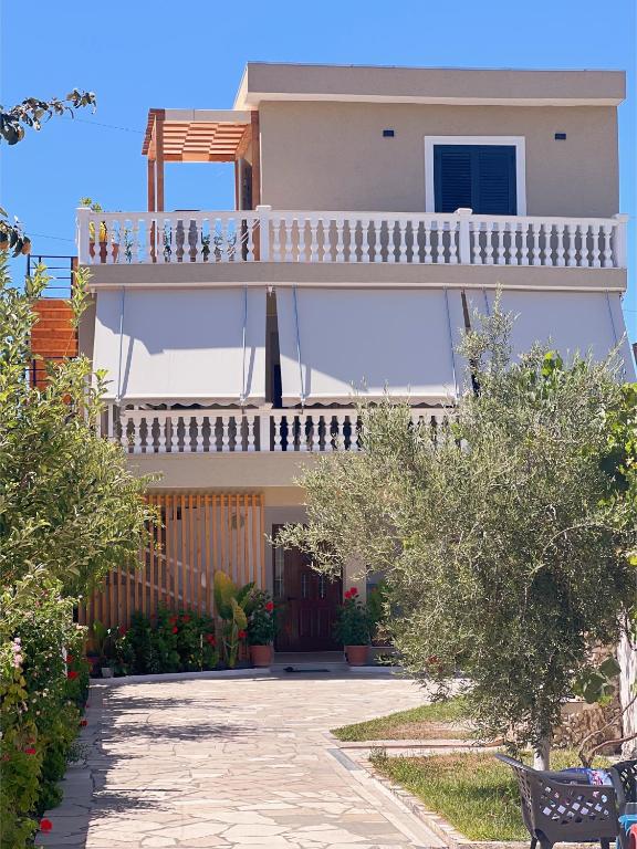 Villa Kanto (Holiday apartments and rooms) - Image 6