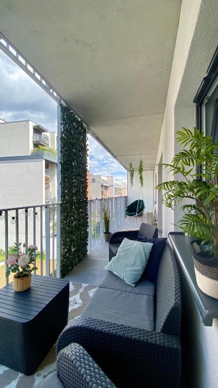 GREY House + free parking - 11