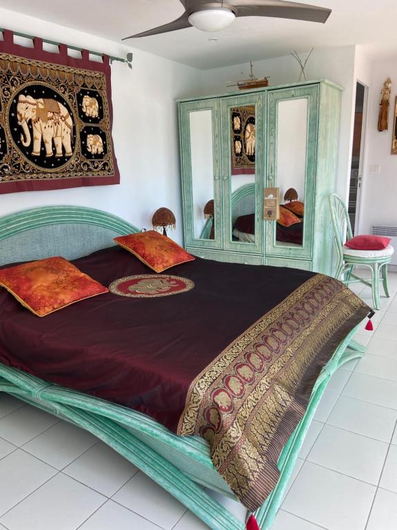 VILLA MARILIS - Double Room With Pool View