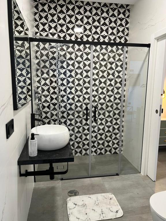 Apartamentos La Chimenea - 9