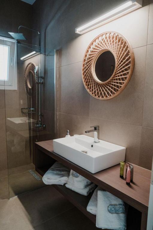 Koupelna v ubytování Twin Suns Luxury Villas