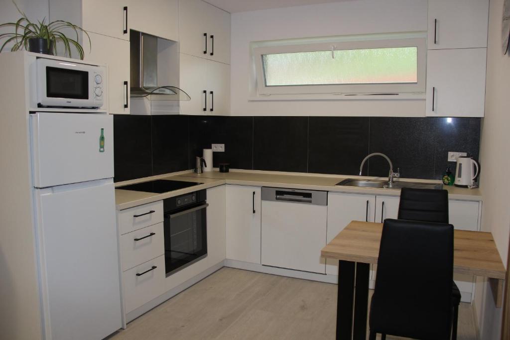 Apart U Svatých - Appartement De Deux Chambres