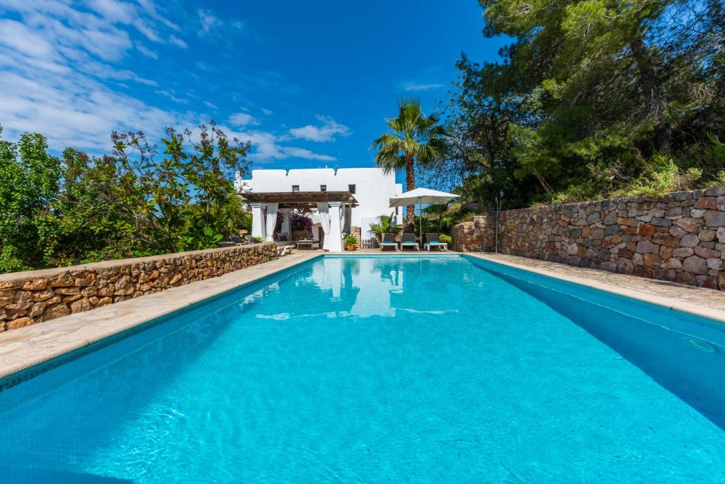 Villa con Piscina-zona muy tranquila - privacidad - sin ...