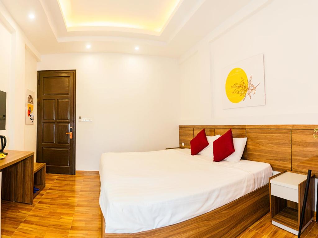 Bai Chay Panda Hotel - 4