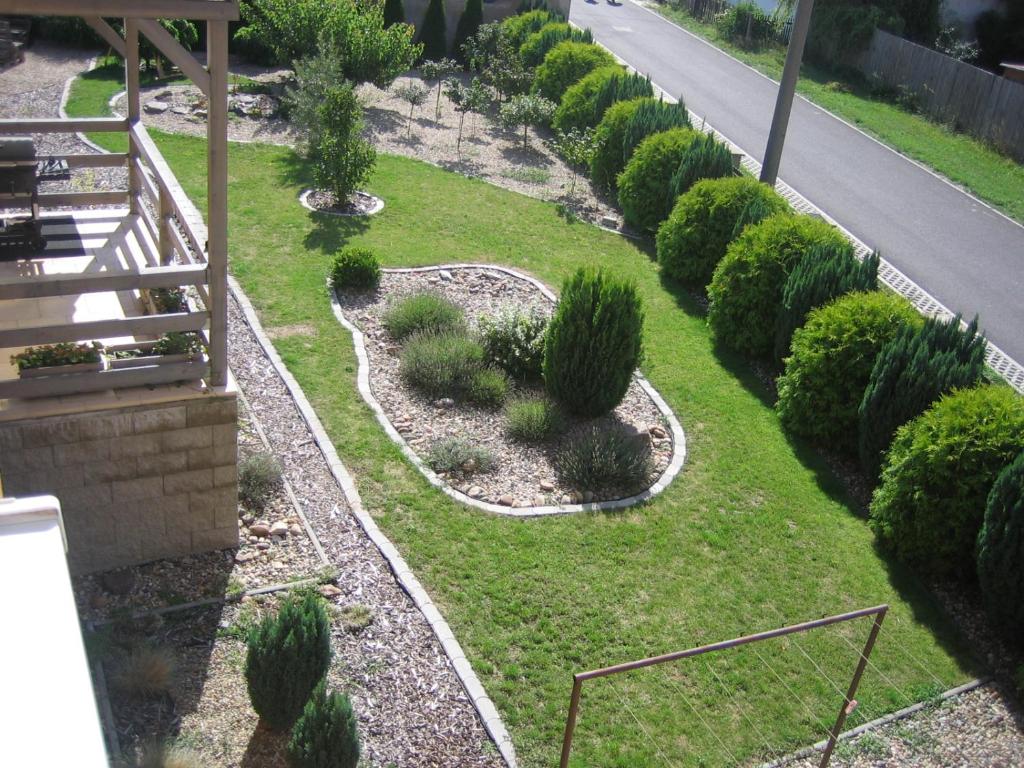 Zahrada ubytování Apartmány Polepy