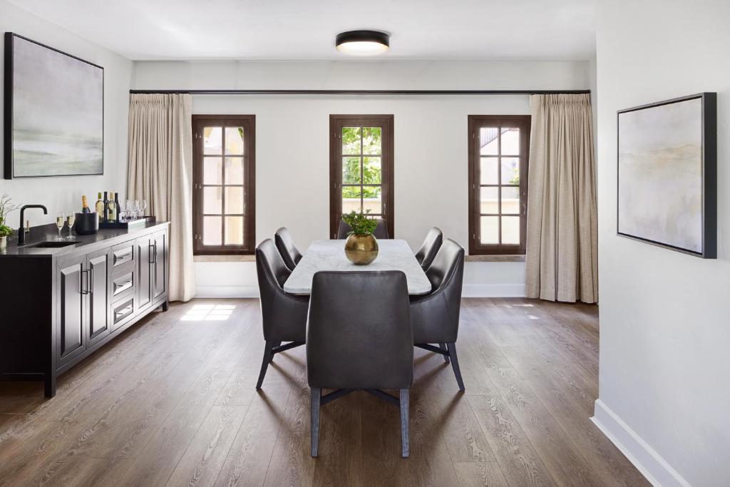 Kenwood Inn & Spa - Suite King Hillside