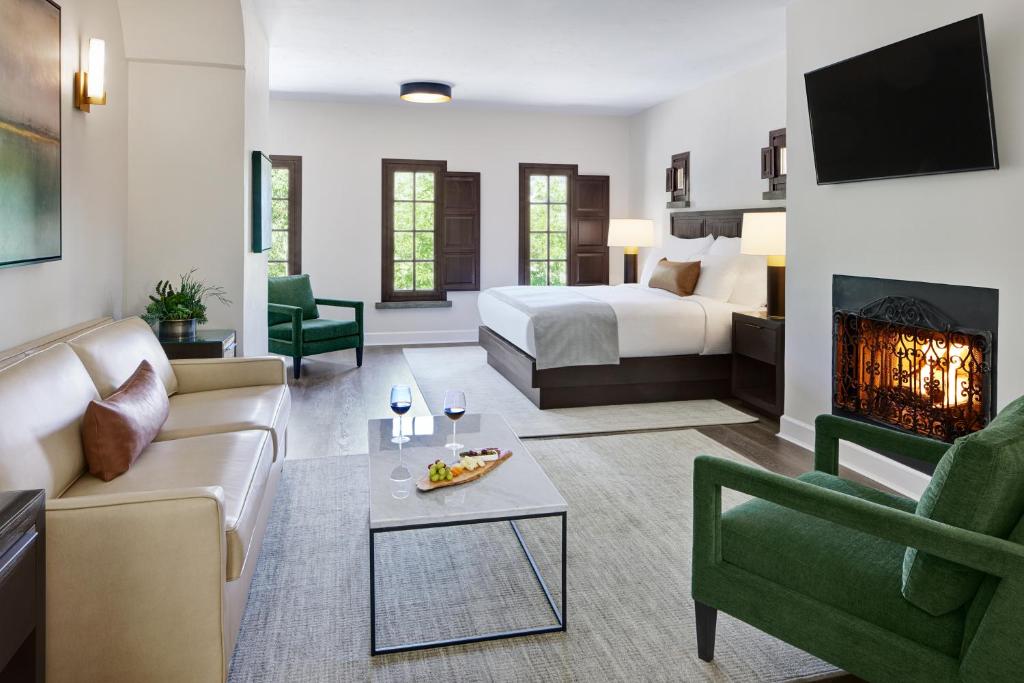 Kenwood Inn & Spa - 