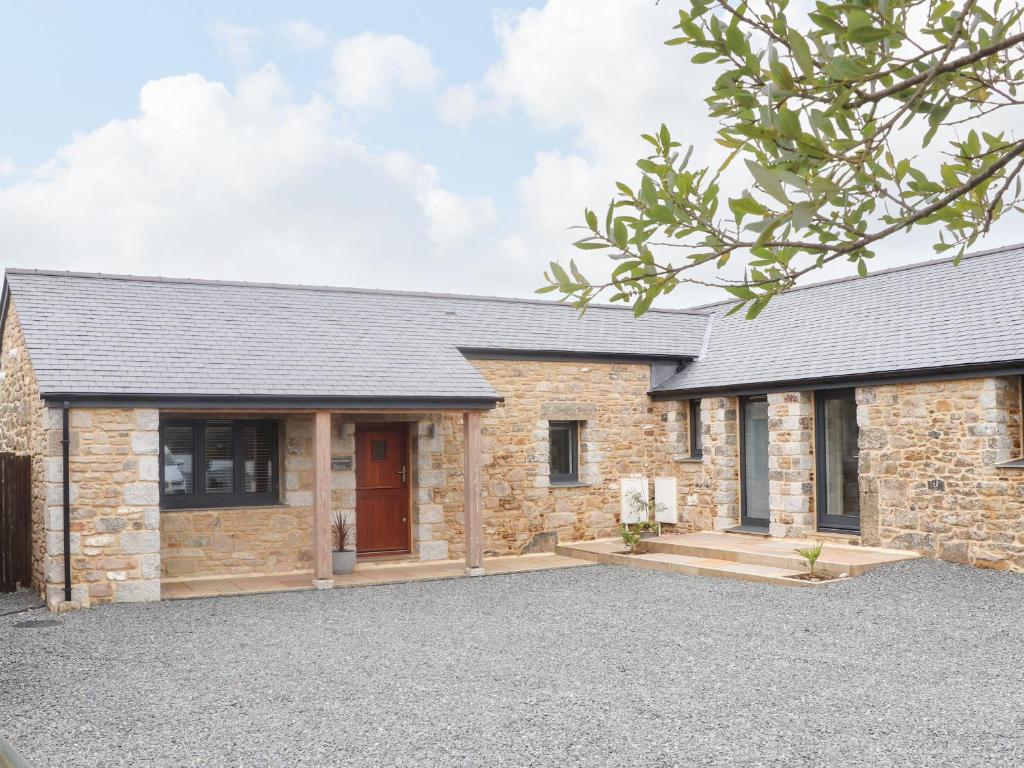 Bramble Barn, Penzance (updated prices 2024)