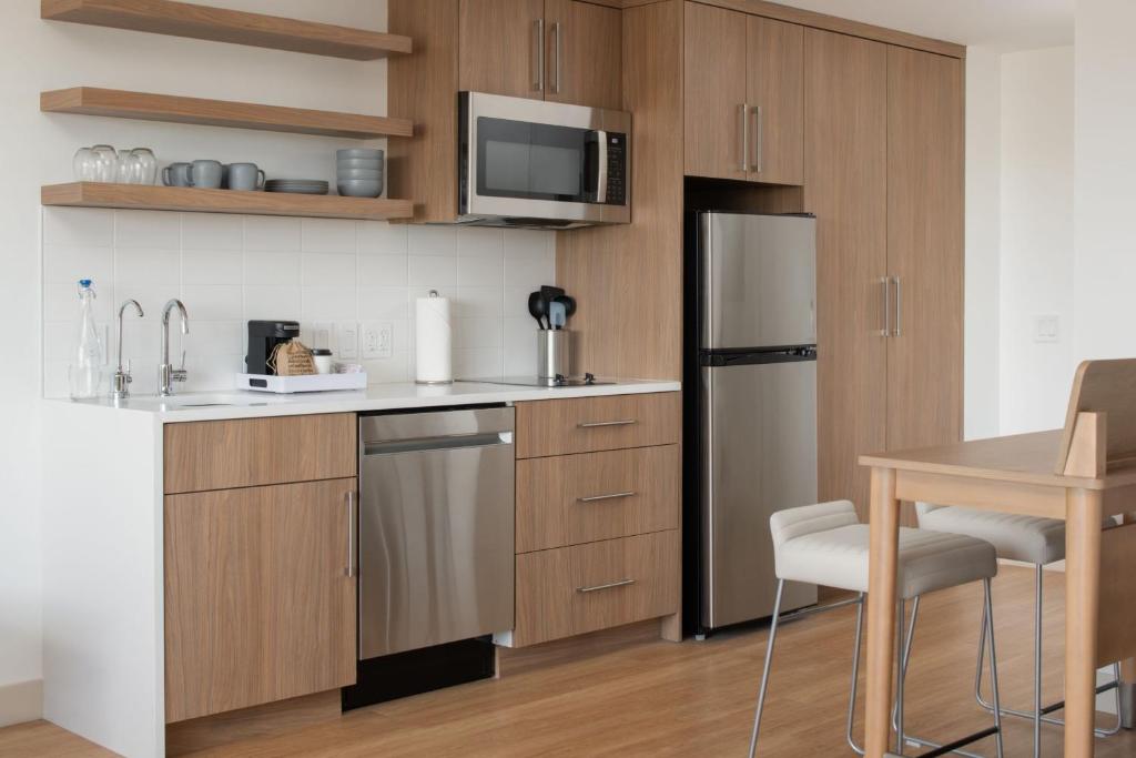 Element by Marriott San Jose Milpitas - Studio, 1 King, Sofa Bed