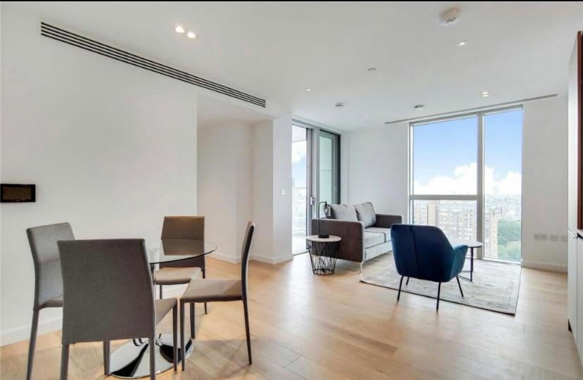 Apartment Stunning views one bedroom, London, UK