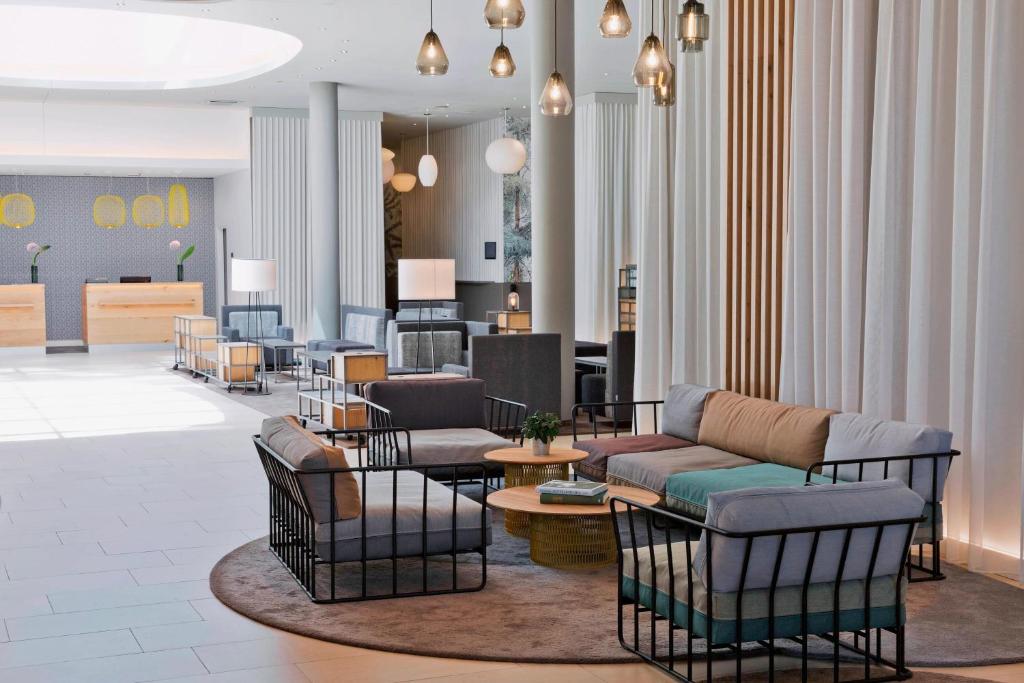 Χώρος καθιστικού στο Courtyard by Marriott Vienna Prater/Messe