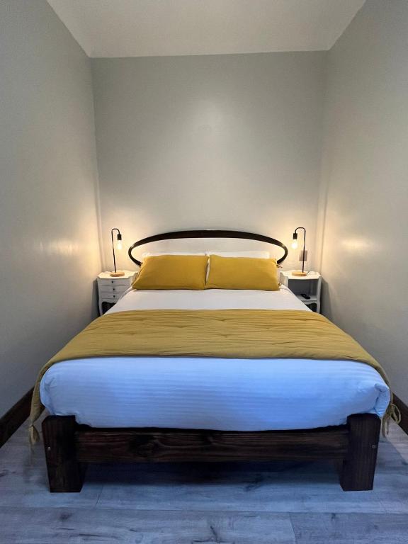 Postel nebo postele na pokoji v ubytování Hotel Casa Aure