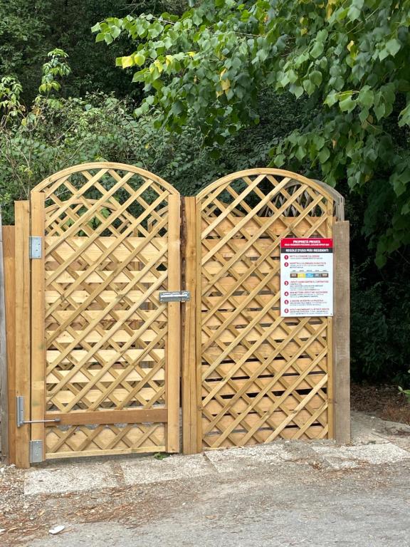 Zdjęcie z galerii obiektu Appartamento in Villa storica con parco e piscina w mieście Montelupo Fiorentino