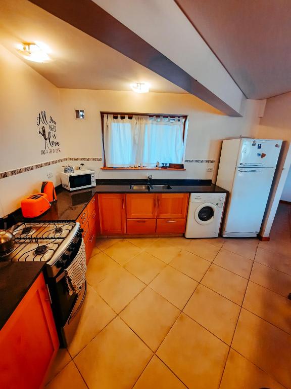 Kuchyň nebo kuchyňský kout v ubytování Cabañas espacio bandurrias