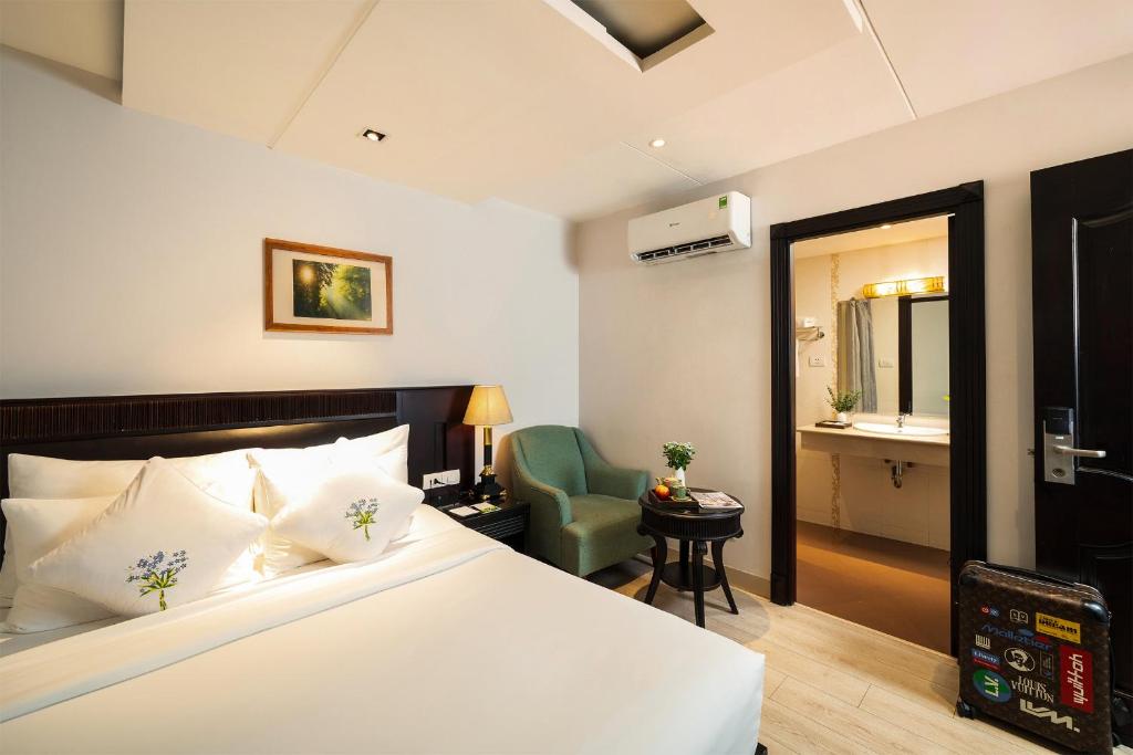 Ben Thanh Corner Room