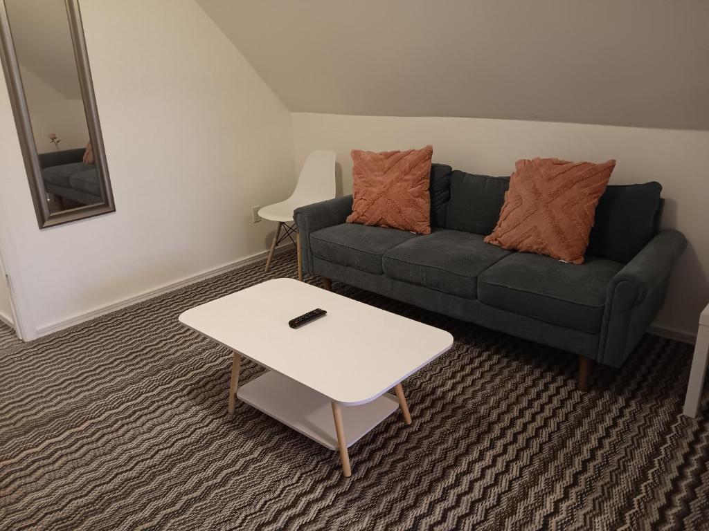 Large One Bedroom on City Farmland, Longview (updated prices 2024)