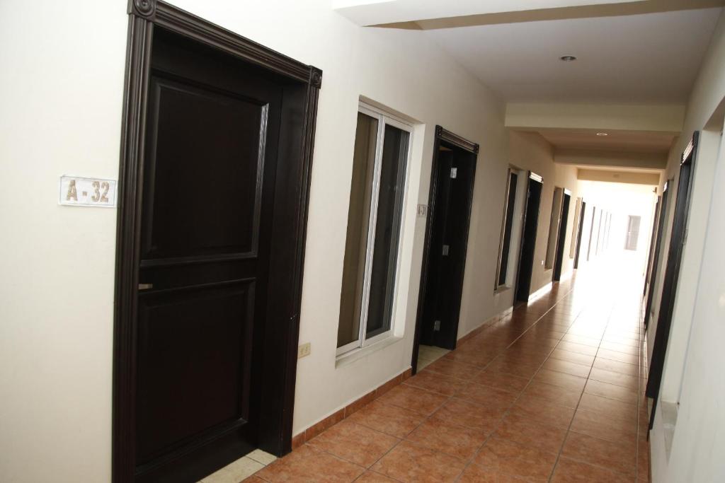 תמונה מהגלריה של Apart Hotel Pico Bonito בלה סייבה