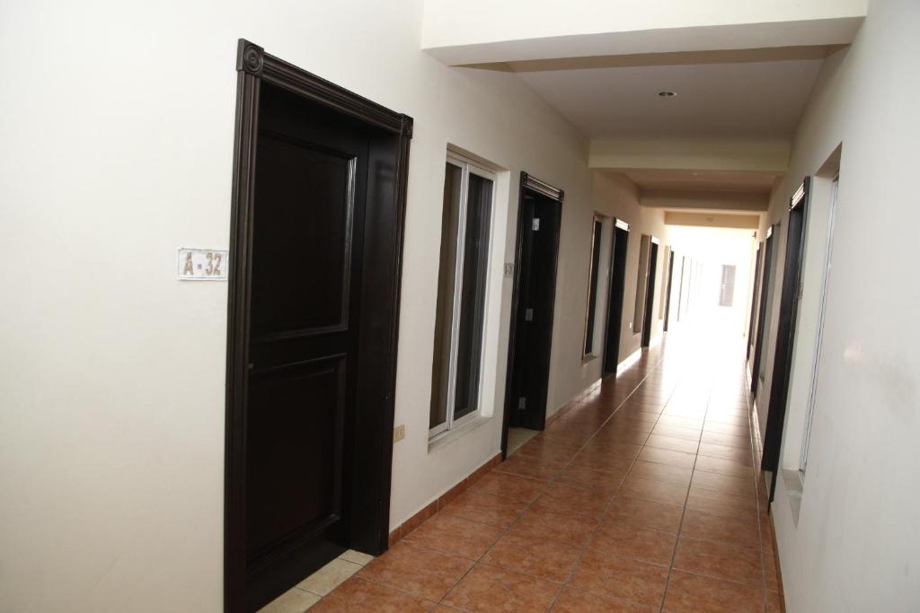 תמונה מהגלריה של Apart Hotel Pico Bonito בלה סייבה