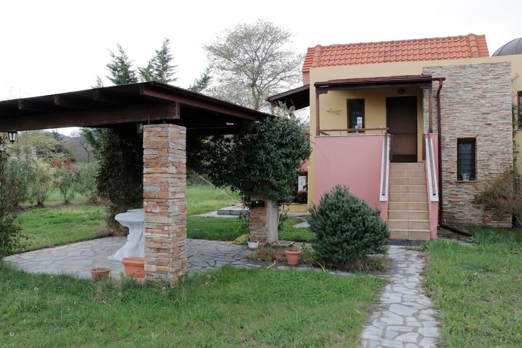Budova, kde se prázdninový dům nachází
