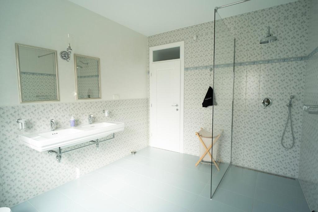 Koupelna v ubytování Nomad Rooms