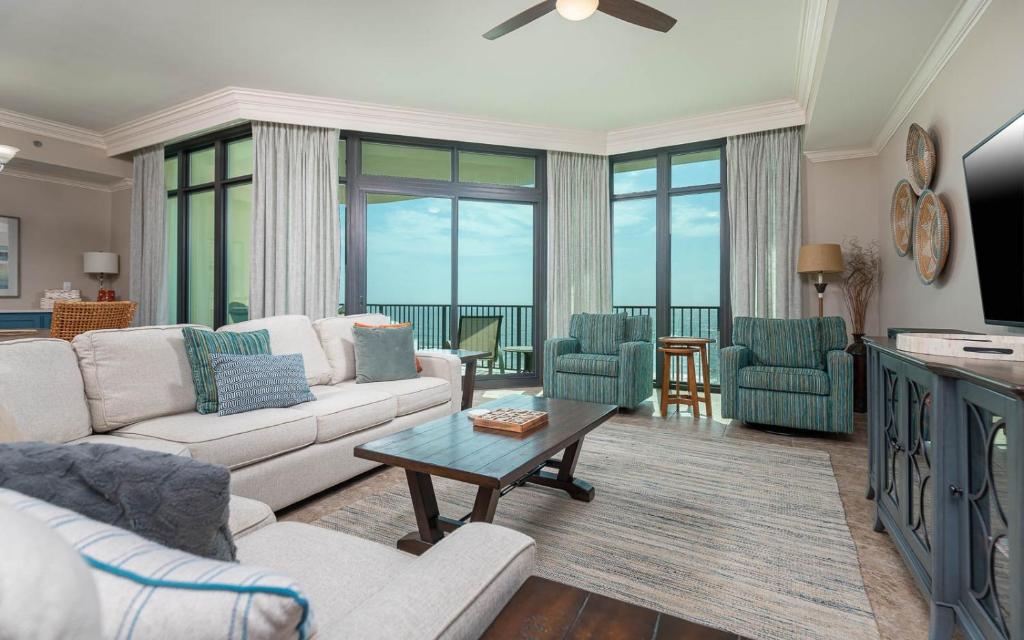 TV a/nebo společenská místnost v ubytování Phoenix West 807 condo