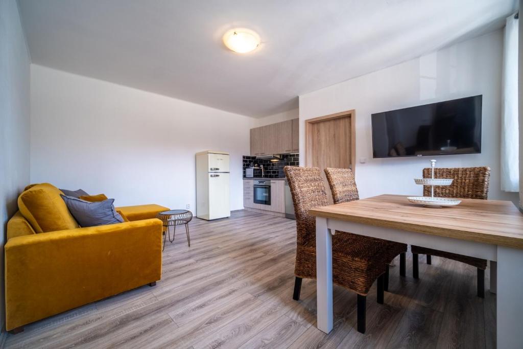 Kuchyň nebo kuchyňský kout v ubytování Promenada Lipno Apartment 123