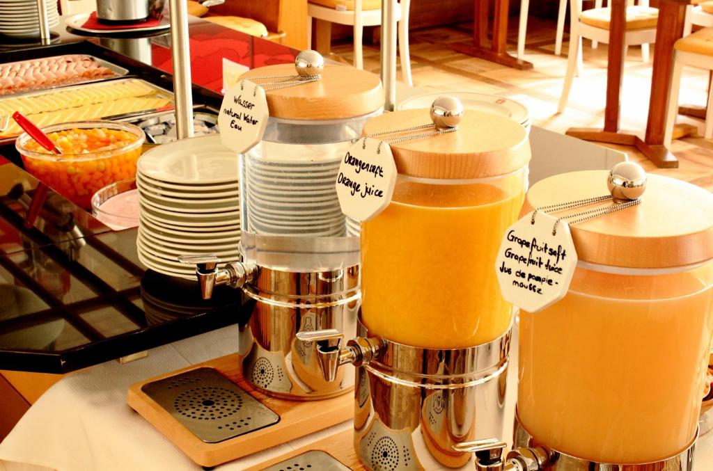 Hotel Weisses Kreuz - Resim 30