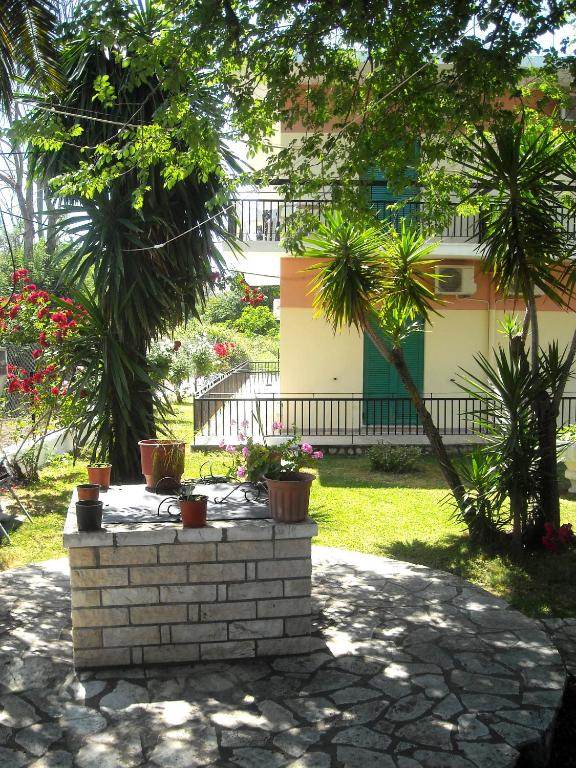 Zahrada ubytování Maritsas Apartments